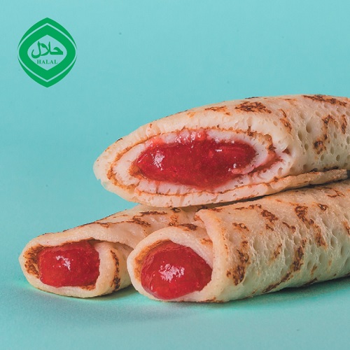 Tube Crepes with strawberries