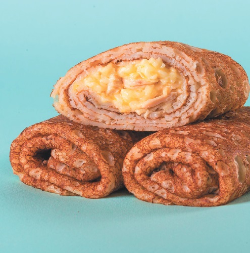 Crepes envelopes with baked chicken and PREMIUM cheese